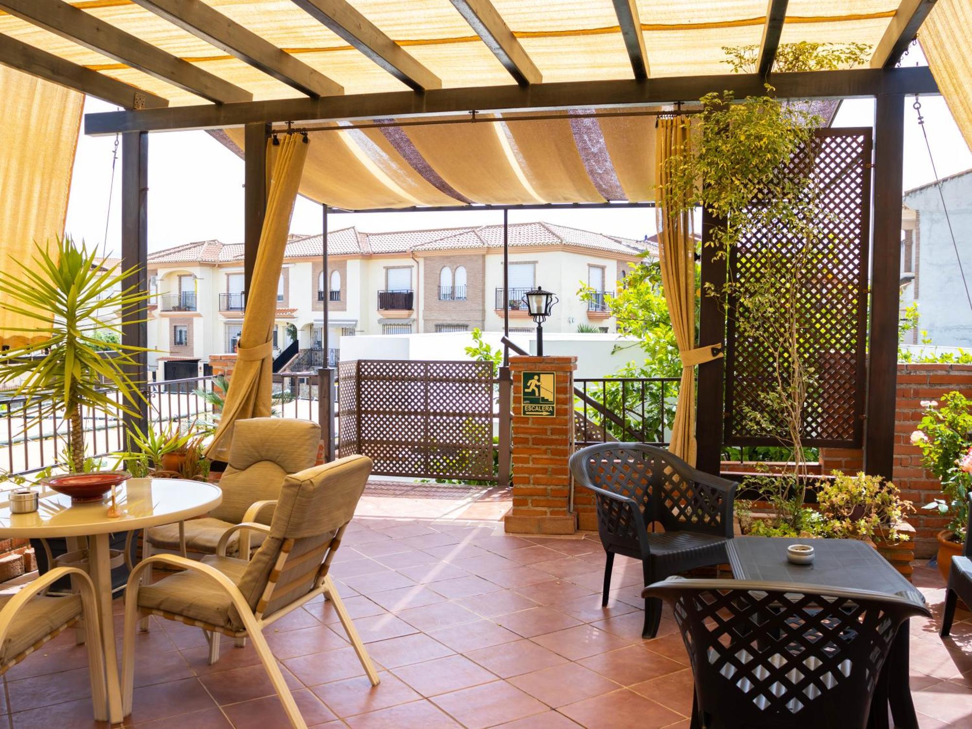 Apartamentos Turisticos Кульяр-Вега Экстерьер фото
